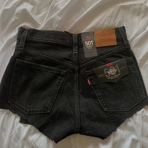 501 Levi shorts